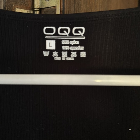 OQQ tight romper - Picture 2 of 3